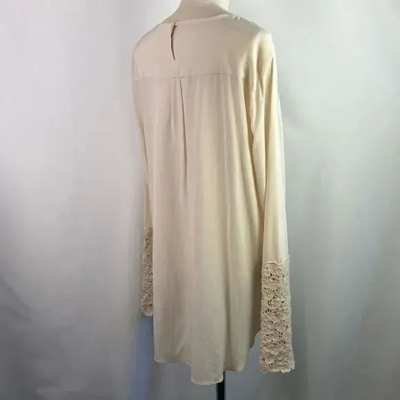 Bruno Cucinelli Cream Silk w Lace Cuffs Top