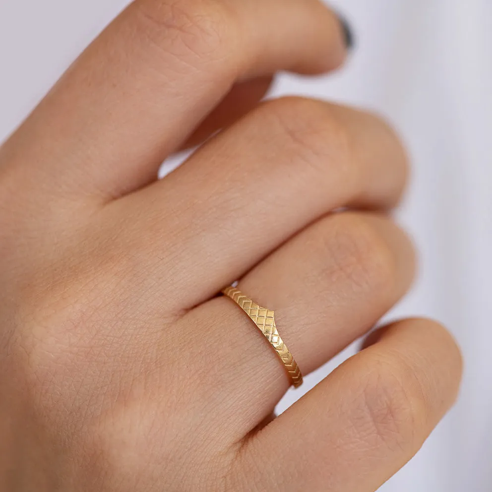 Delicate Wedding Band - Patterned Ring