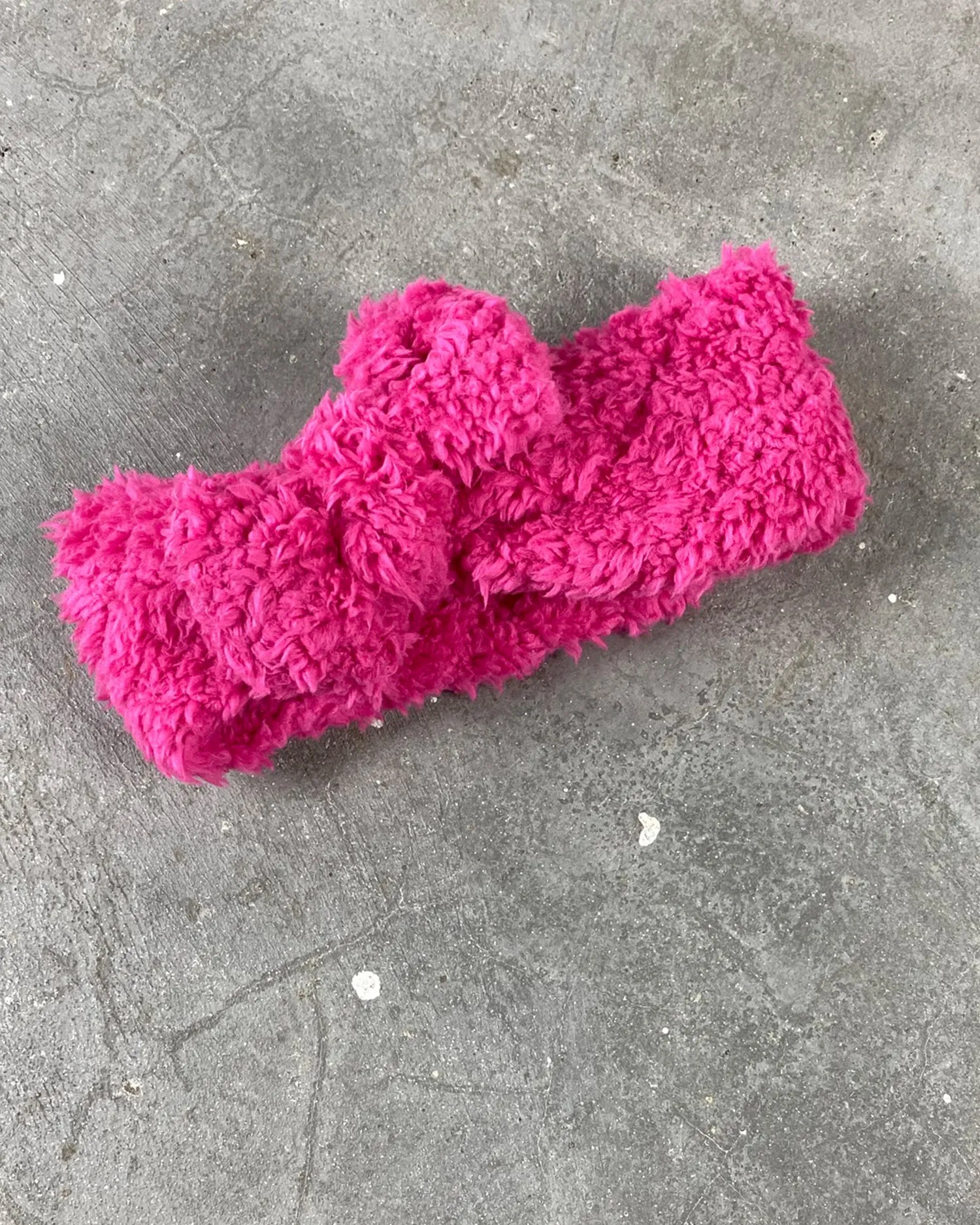 Josie Earmuff Bow – Hot Pink Sherpa