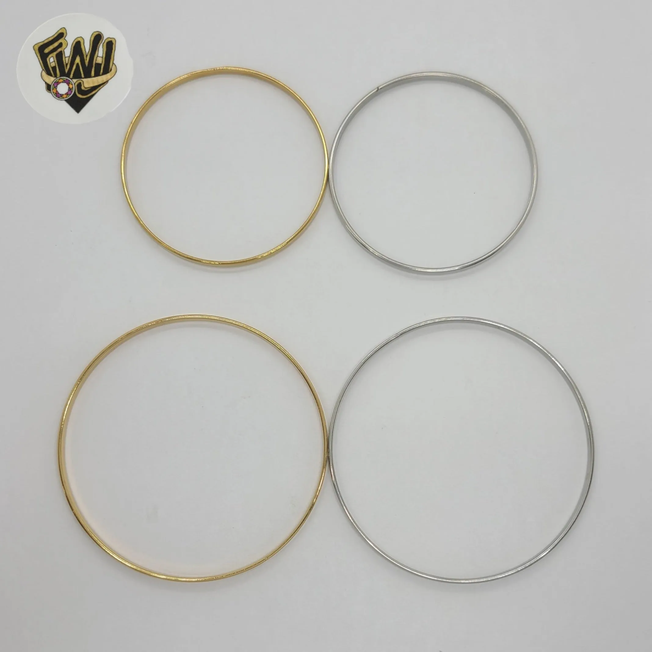 (MBRA-20-U) Stainless Steel - 3mm Plain Bangle.