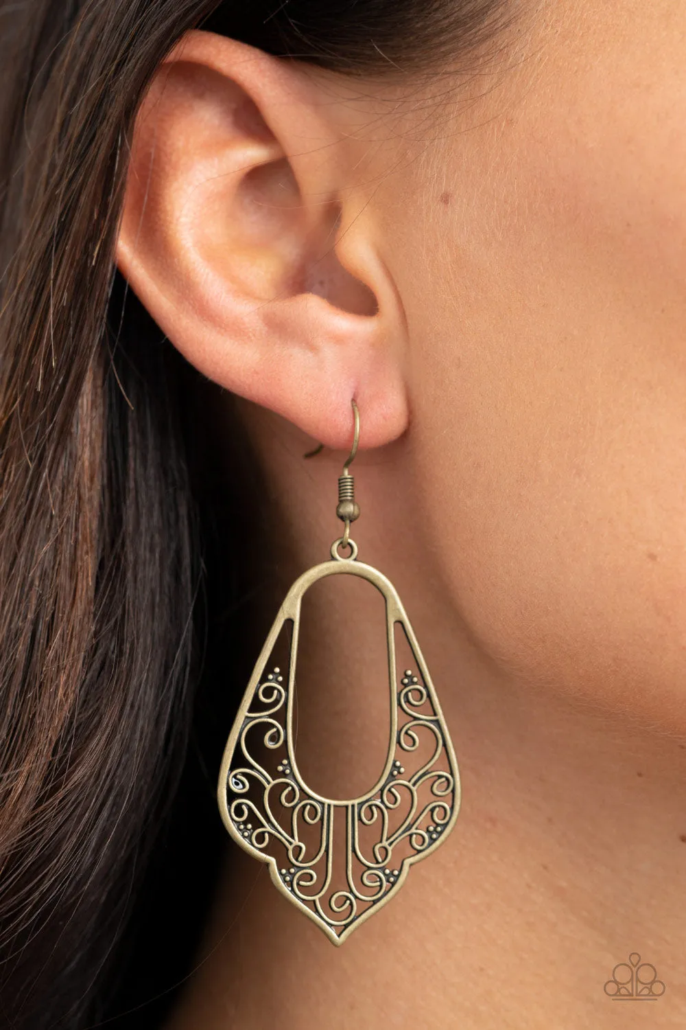 Paparazzi Earring ~ Grapevine Glamour - Brass